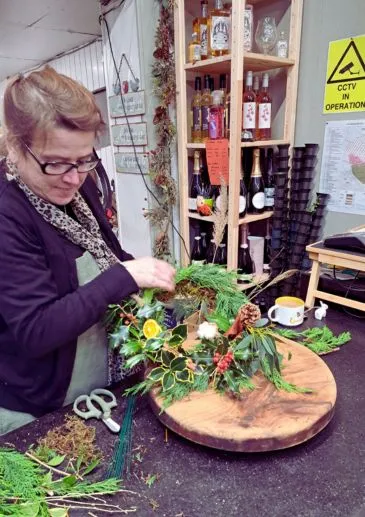 group christmas door wreath workshop in Liverpool. Join a local Liverpool wreath workshop and make your own door wreath for christmas